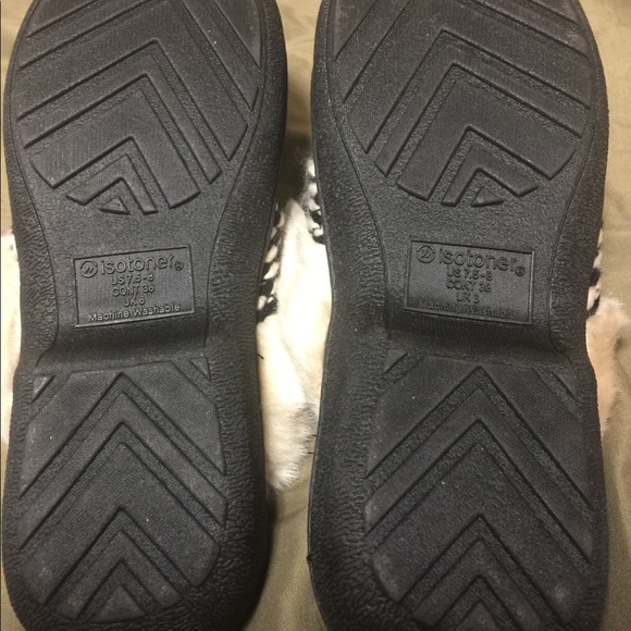 Isotoner  Slipper Shoes With FAUX FUR - Picture 3 of 8